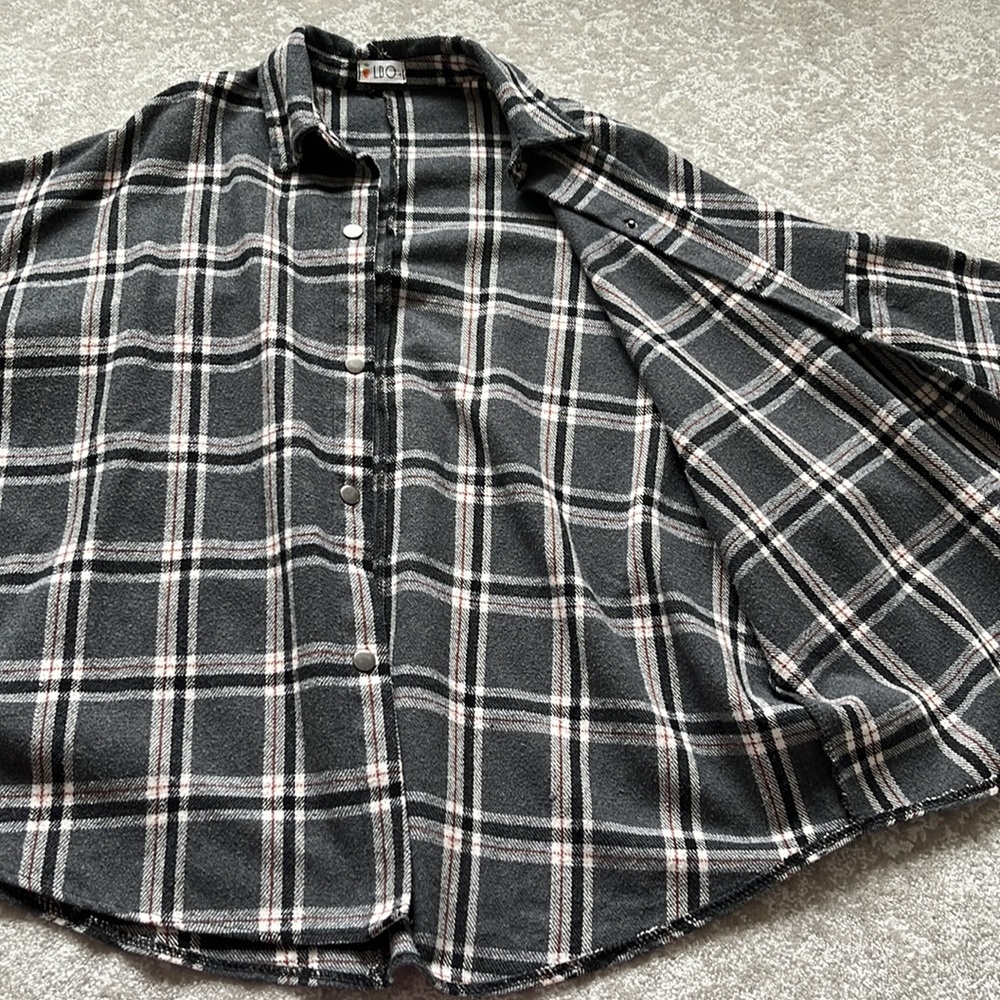 Oversized Button-Up Flannel - Picture 2 of 5